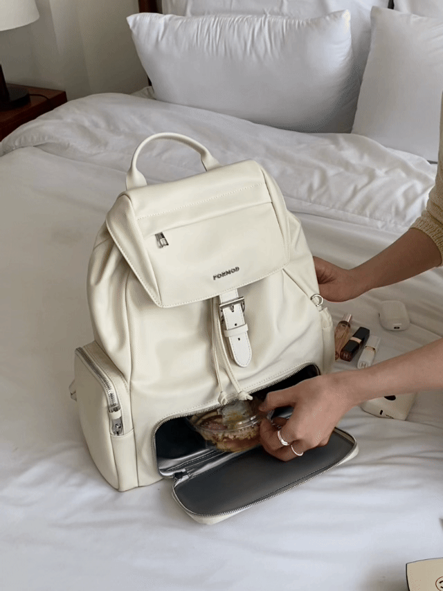 Nylon Backpack insulated lower compartment