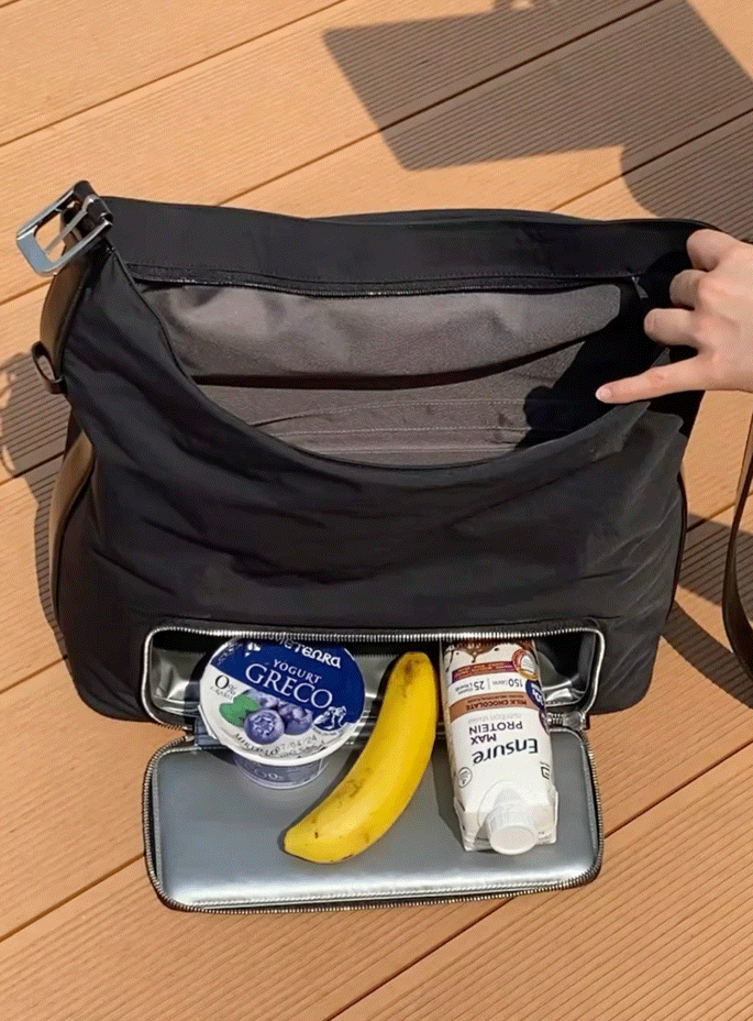 Nylon Hobo dedicated laptop pocket