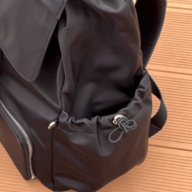 Tumbler pocket