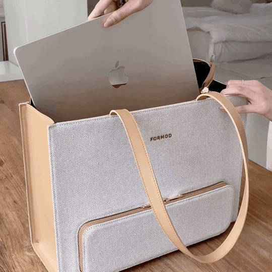Canvas Shopper demonstration — dedicated laptop pocket