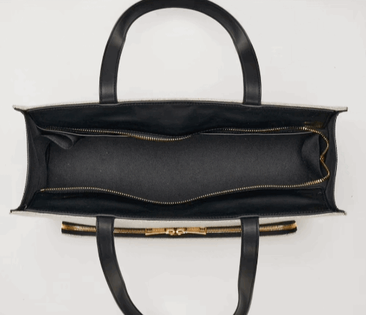 Opening the central divider — Canvas Shopper demonstration