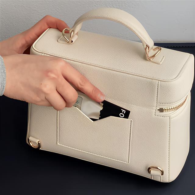 Rear card pocket